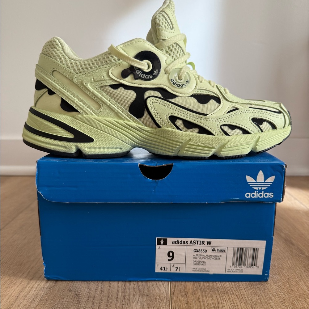 Adidas ASTIR Shoes in Light Green and Black